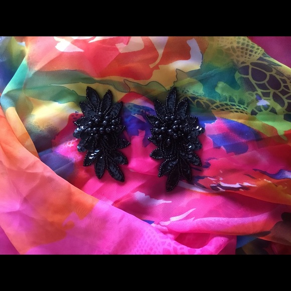 ๐ธ Vtg 80s Black Beaded Clip Earrings Vintage Beads Beading 80โs 1980โs GUC ๐บ - Picture 6 of 10